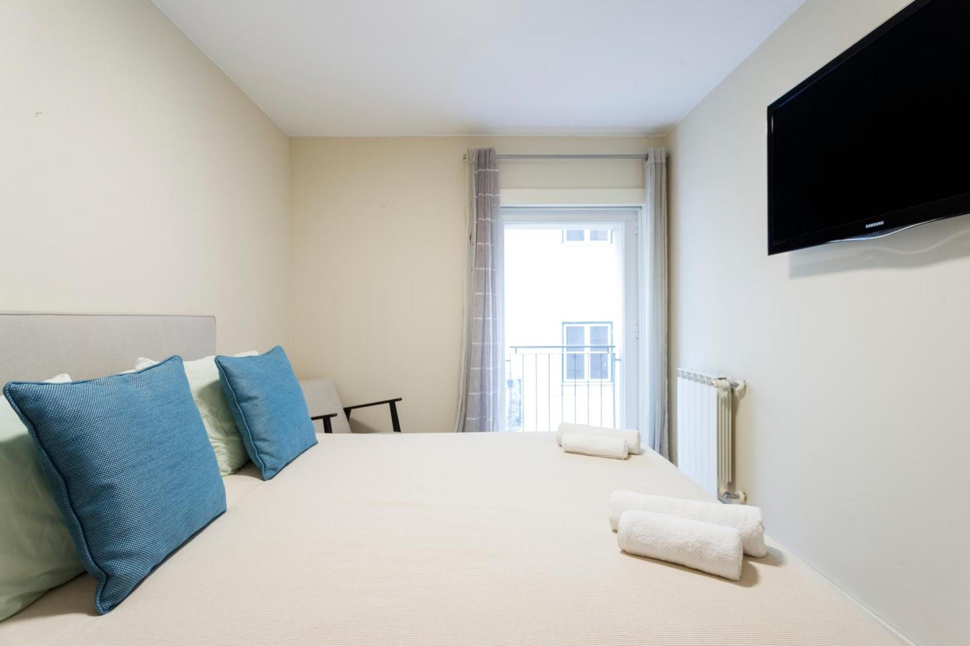 Shared Accommodation In Bairro Alto - Chiado Lisbon Exterior photo